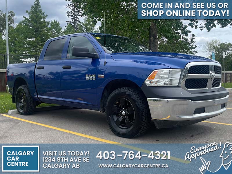 Used Crew Cab 2018 Ram 1500 Blue for sale in Calgary