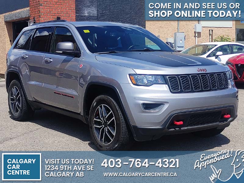 Used SUV 2019 Jeep Grand Cherokee Silver for sale in Calgary