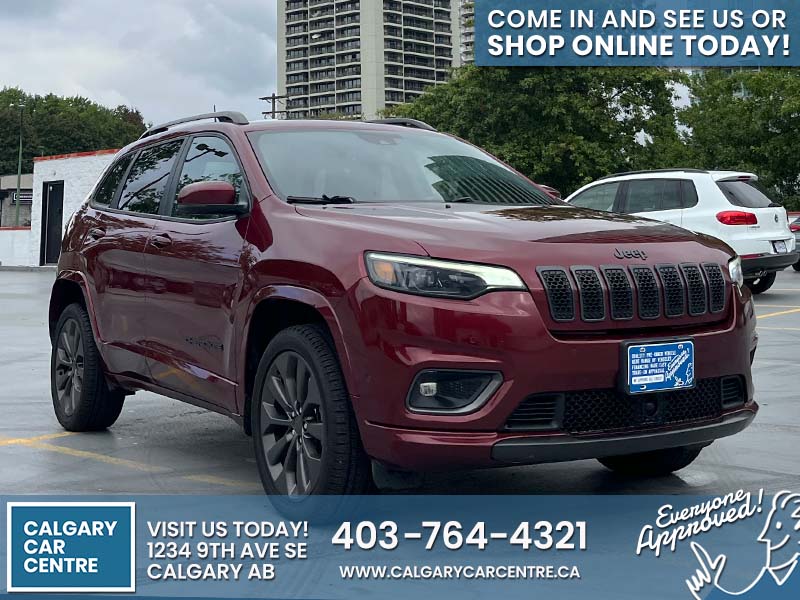 Used SUV 2020 Jeep Cherokee Red for sale in Calgary