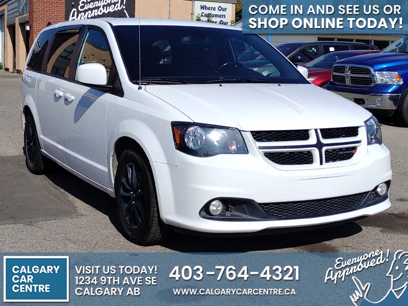 Used Van 2019 Dodge Grand Caravan White for sale in Calgary