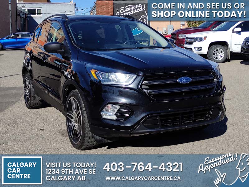 Used SUV 2019 Ford Escape Black for sale in Calgary